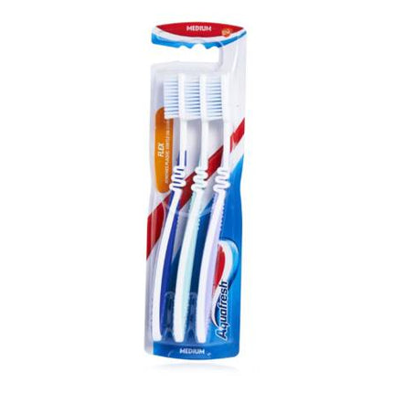 Aquafresh Flex Toothbrush 3pk Med